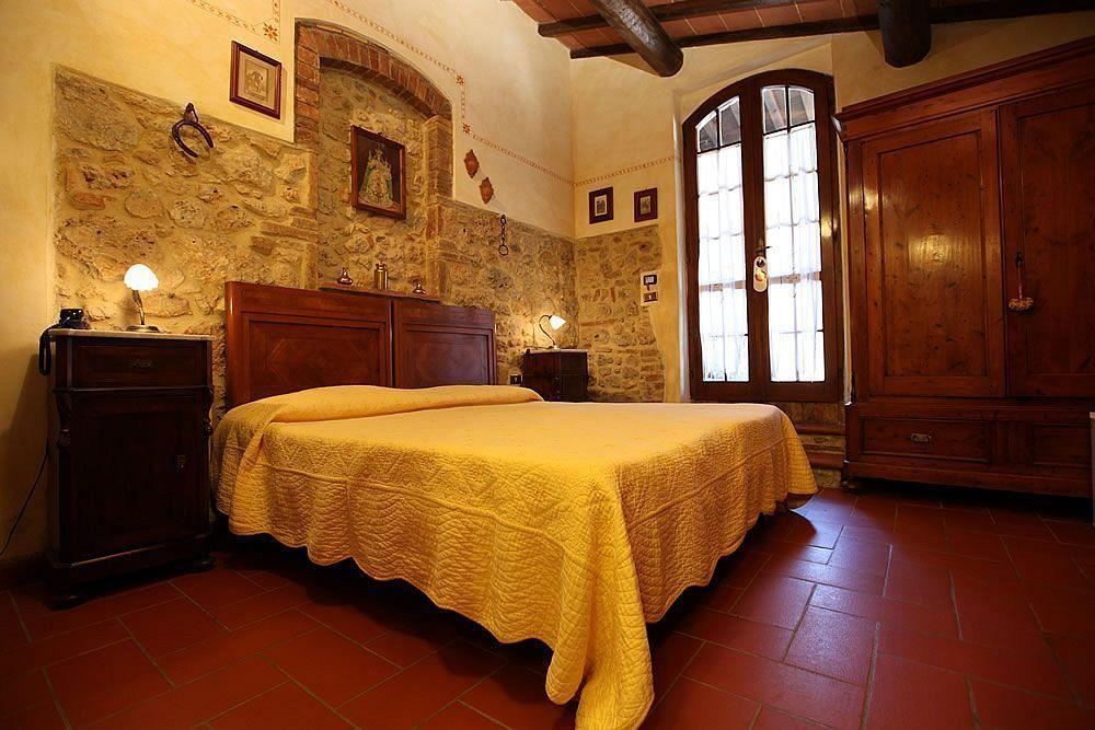 Agriturismo Casanova Di Pescille San Gimignano Ngoại thất bức ảnh