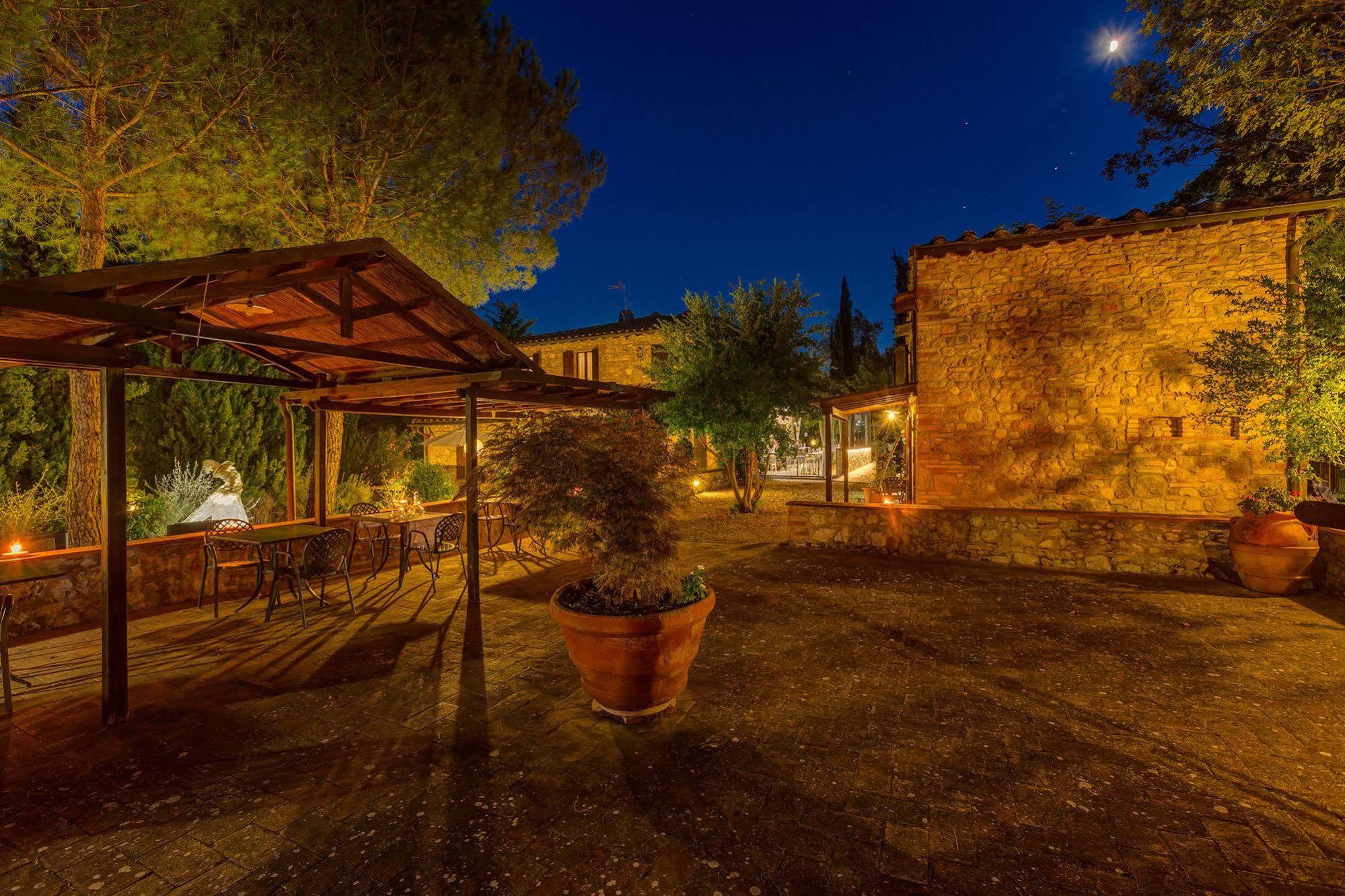 Agriturismo Casanova Di Pescille San Gimignano Ngoại thất bức ảnh